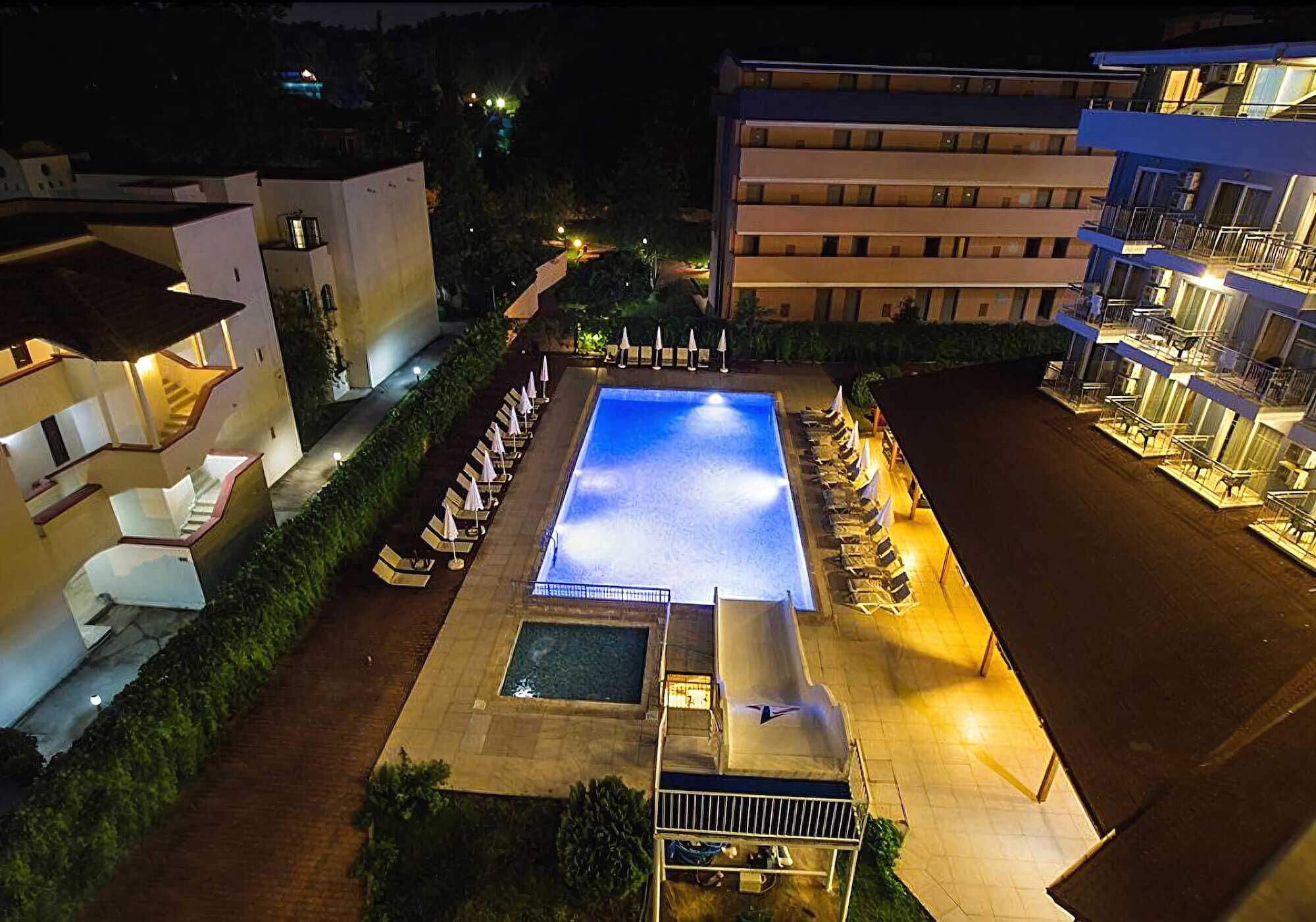 Monna Roza Beach Resort Hotel Göynük Exteriör bild